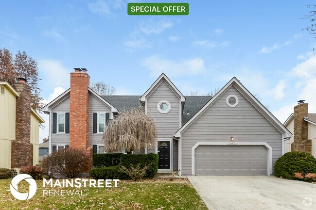 Building Photo - 1624 NE Debonair Dr Rental