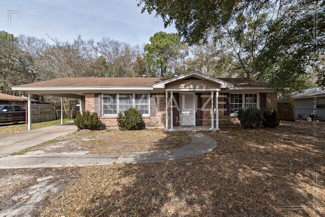 Building Photo - Beautiful 3 Bedroom/1 Bathroom Home in Mobile!