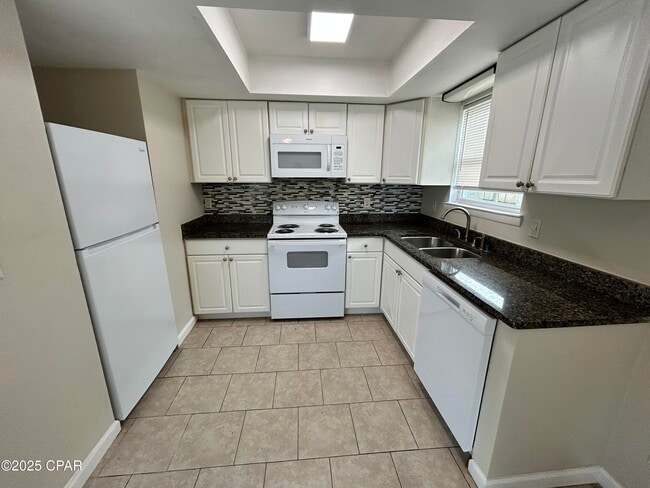 Photo - 3914 E 11th St Unit 201