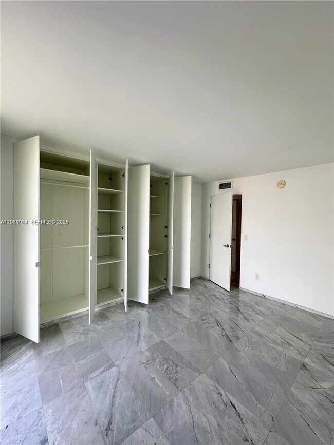Photo - 2350 NE 135th St Unit 1501