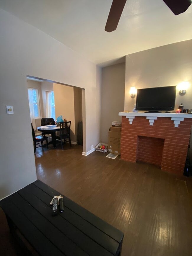 Building Photo - 1323 Virginia Ave