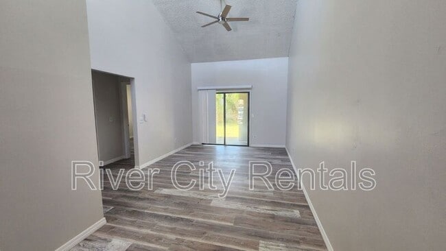 Photo - 2430 N Seabury Pl