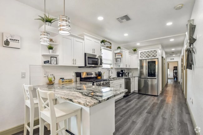 Building Photo - 4125 W Nassau St Rental