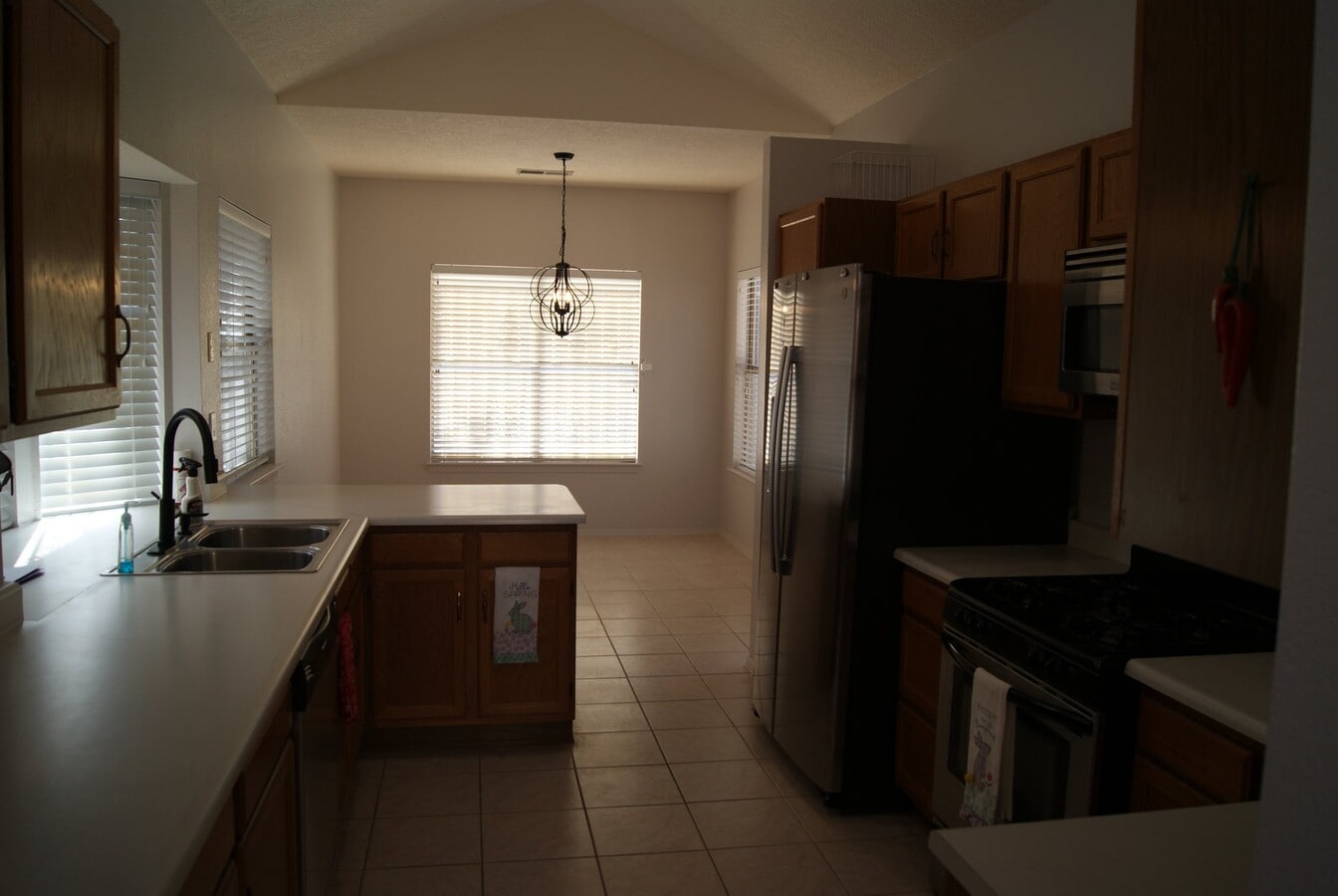 Photo - 10728 Academy Ridge Rd NE