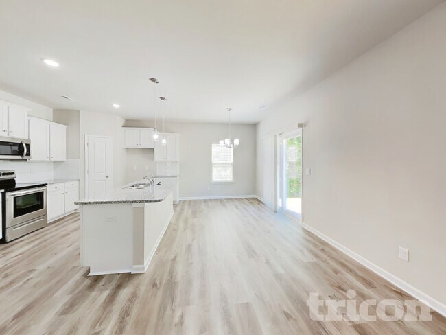 Photo - 228 Spring Knoll Dr