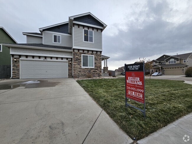 Building Photo - 6573 Roundup Butte St Rental