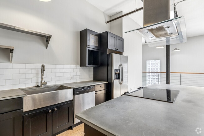 2BR, 1.5BA - 1,500SF - Kitchen