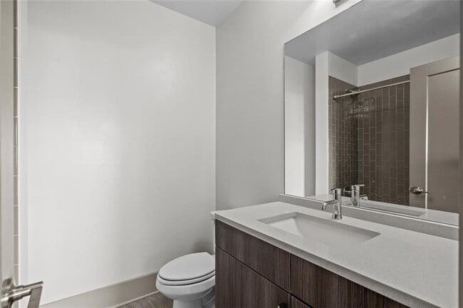 Photo - 63 Reynolds Square Ln