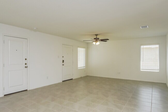 Photo - 5942 Wedgemere Dr