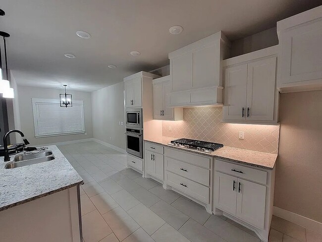 Photo - 4202 SW Plumley Ave