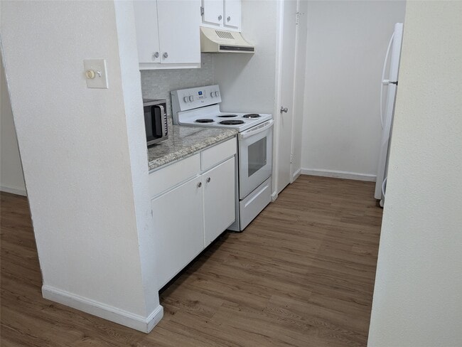 Photo - 5550 N Braeswood Blvd Unit 135