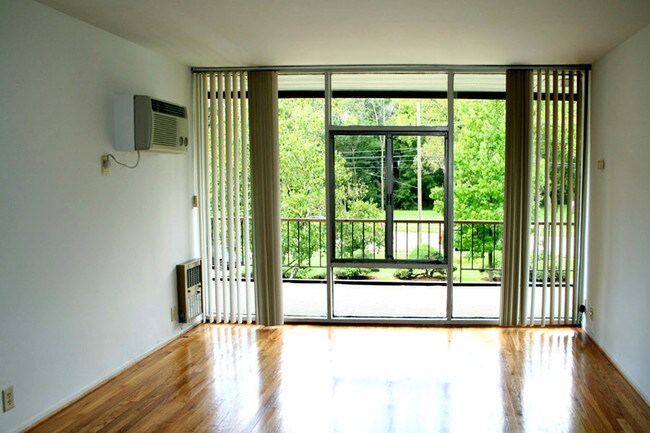 Photo - Amber's Red Run Apartments