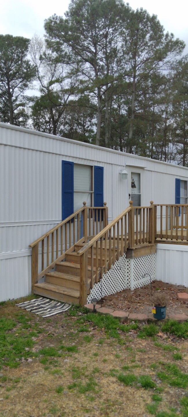 Building Photo - 107 Racegate Run Rental