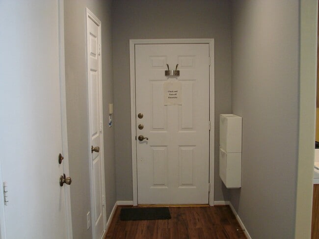 Photo - 2910 Blue Dawn Dr