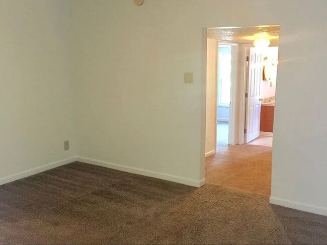 Photo - 108 N Hamilton St Unit 108-2