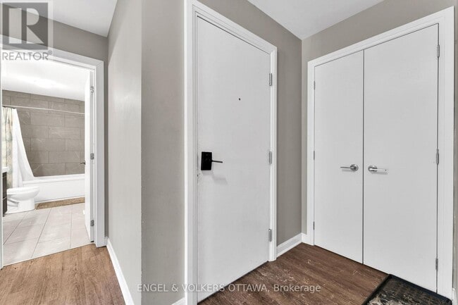 Photo - 52 Ontario St Unité 2