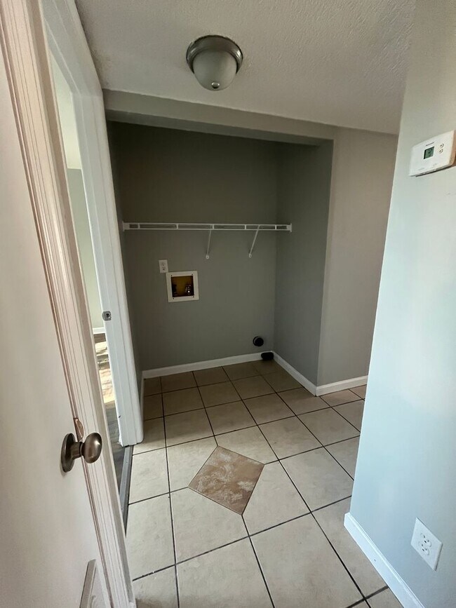 Photo - 2213 Jonathan Dr NW Unit Apartment D