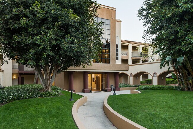 Regency at Encino