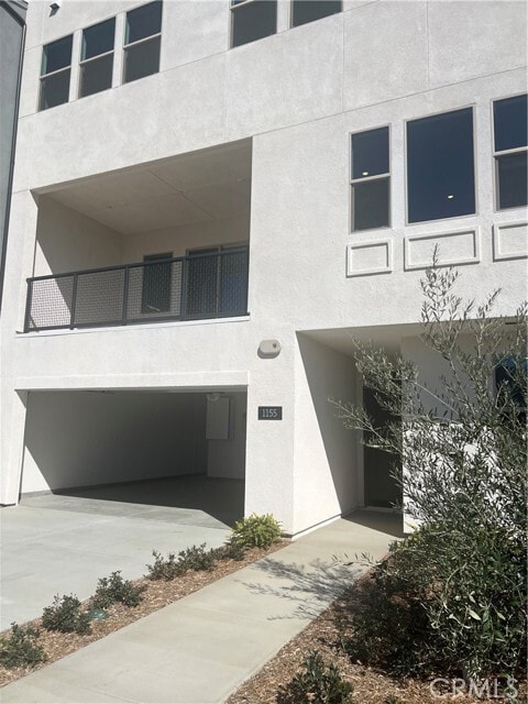 Photo - 1155 Walnut Ter