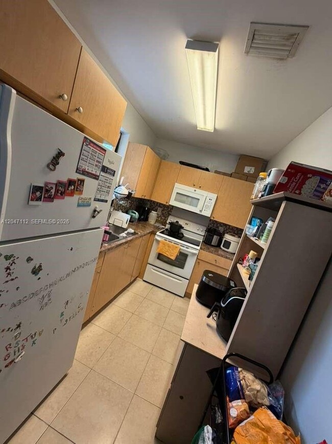 Photo - 2816 NW 15th St Unit 2R