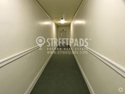 Building Photo - 1 bedroom in Brookline MA 02445 Rental