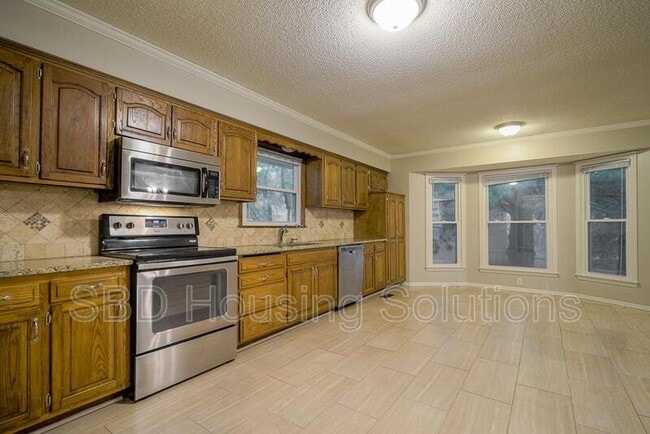 Photo - 405 SE Dales Ct