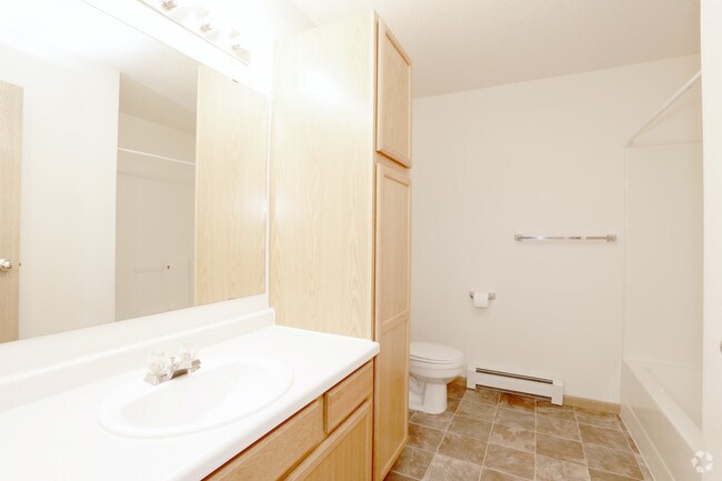 2 Bedroom - Bathroom