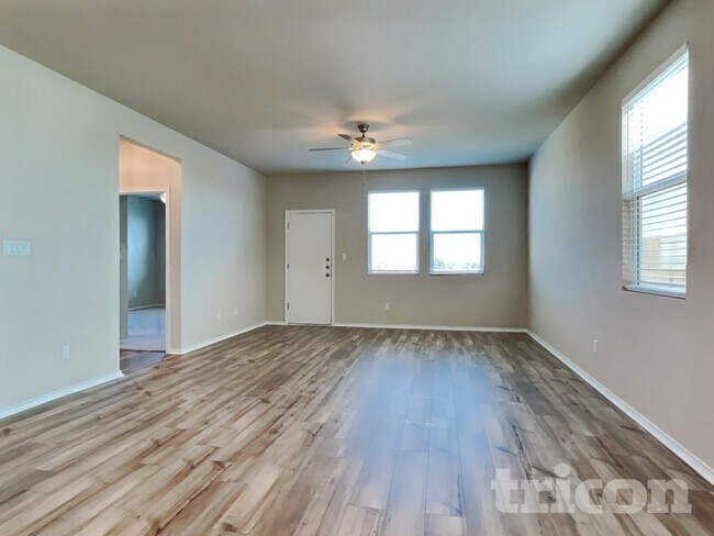 Photo - 5129 Sidesaddle Dr