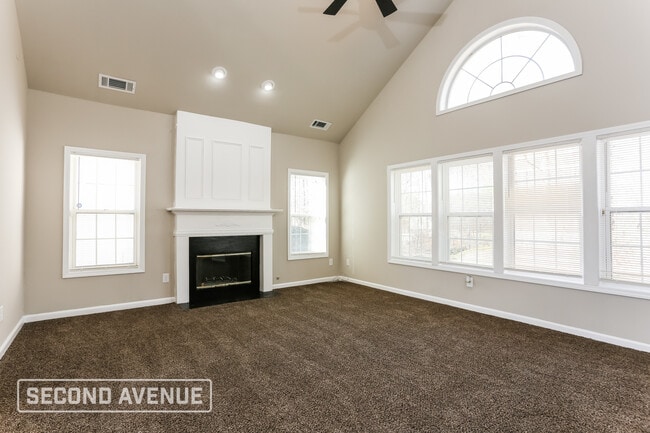 Photo - 3725 Hansberry Dr