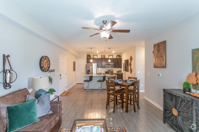 1BR, 1BA - Harmony - 863SF - Dining
