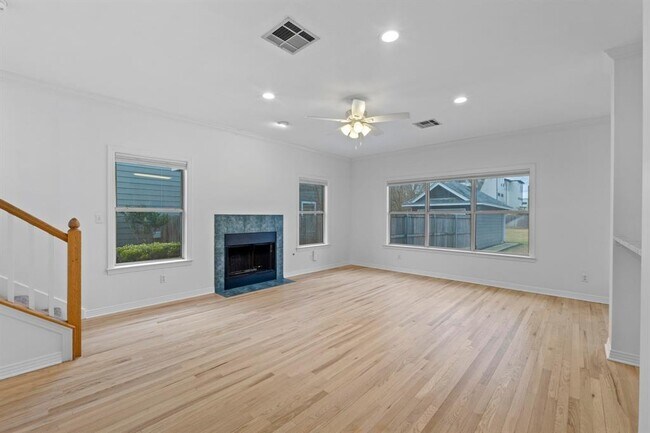 Photo - 5512 William Holland Ave