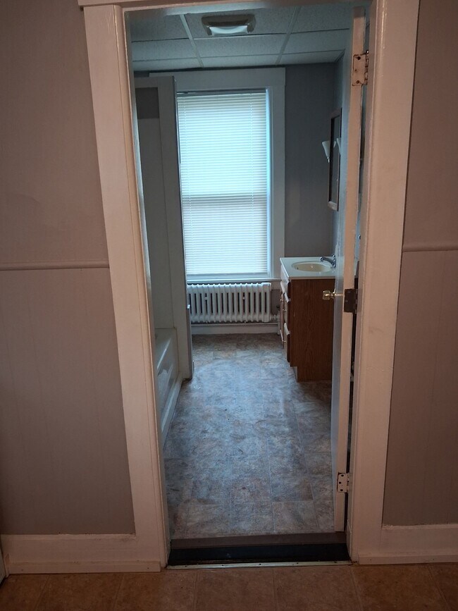 Photo - 28 Beacon St Unit 2