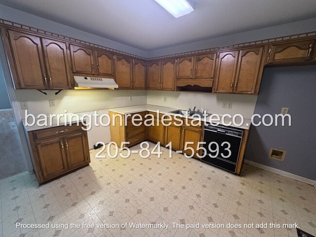 Photo - 1983 Townhouse Ln