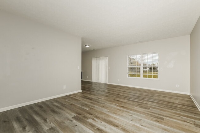 Photo - 2232 Schoolmarm Dr