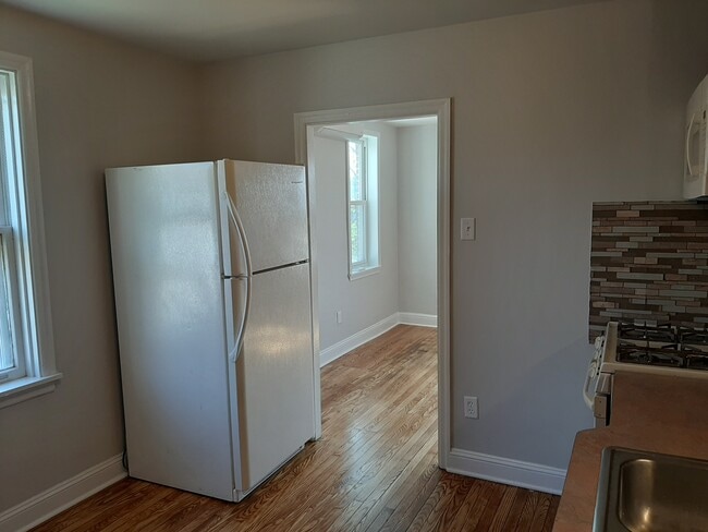 Photo - 1545 Cortland Ave Unit #Rear