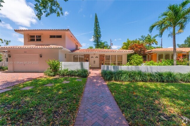 Building Photo - 1541 Zuleta Ave Rental