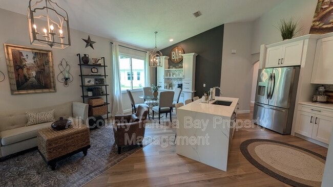 12103 Glencliff Cir