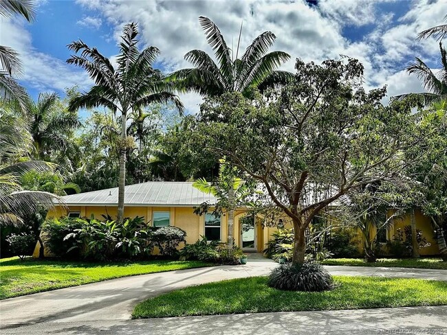 Photo - 15 Miramar Rd House
