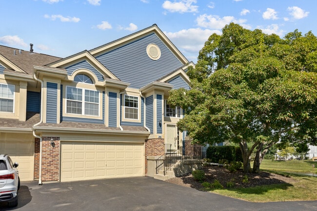 Building Photo - 600 Stone Brook Ct Rental