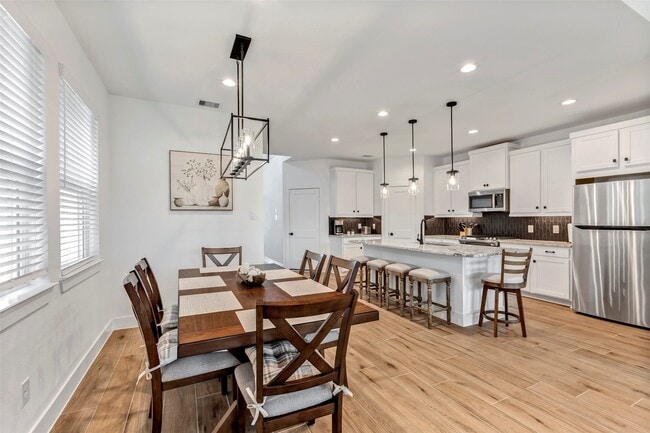 Photo - 16331 Placid Strm St