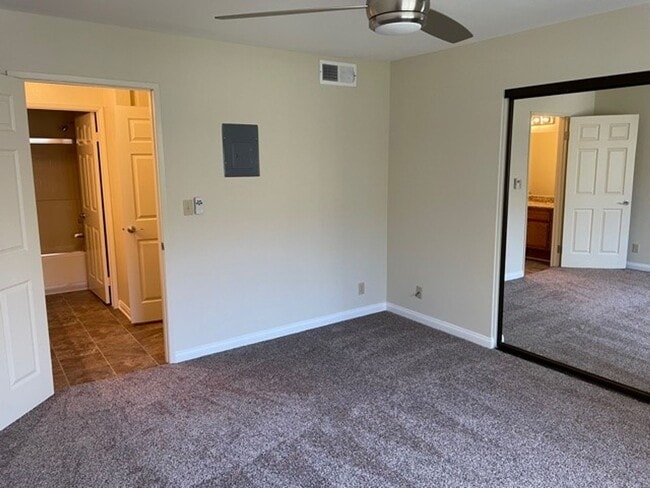 Photo - 430 South Niagara Street