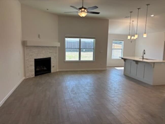Photo - Newly Built!