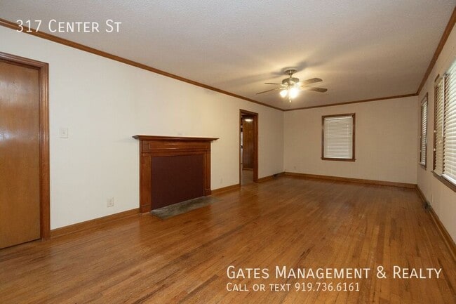 Photo - 317 Center St