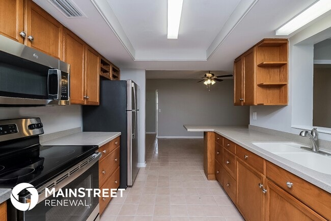 Photo - 13903 Briardale Ln