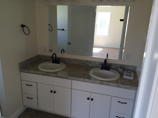 Photo - 108 Myrtle St