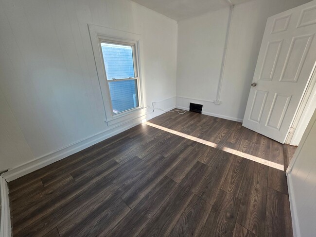 Photo - 47 Elmendorf St Unit 2nd Floor