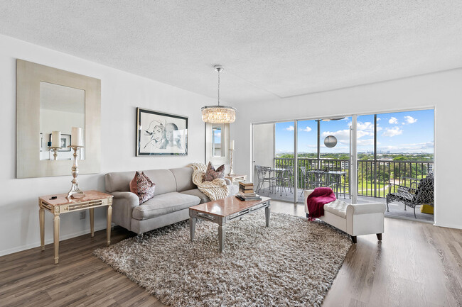 Building Photo - 3200 N Palm Aire Dr Unit 901 Rental