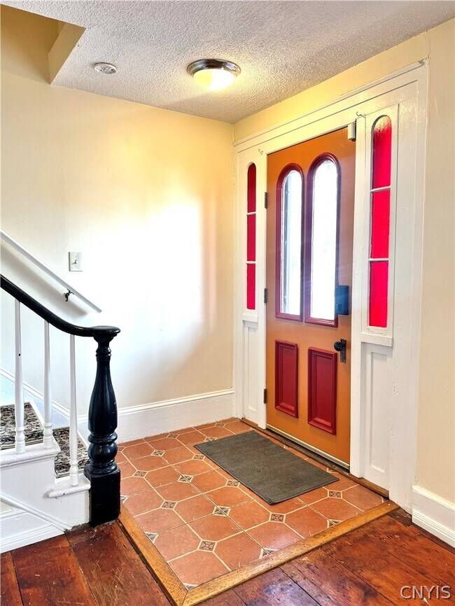 Photo - 314 Hawley Ave