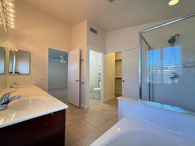 Photo - 766 E Baylor Ln