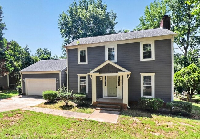 Building Photo - Beautiful Three Bedroom Home in the Wellington Subdivision!